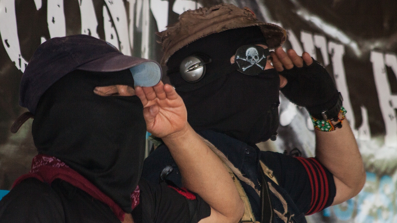EZLN anuncia actividades con pueblos originarios, homenaje a Don Luis Villoro, y seminario sobre &quot;Ética frente al despojo&quot;