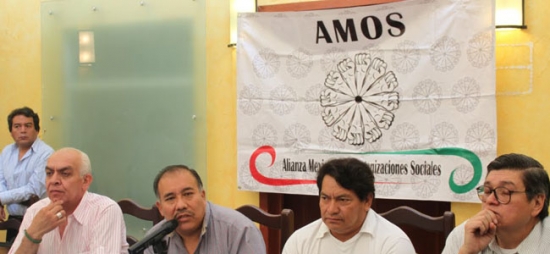 Manifestación en la Delegación Iztapalapa por parte de la Alianza Mexicana de Organizaciones Sociales.