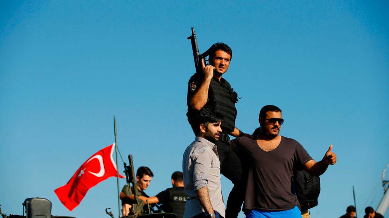 Entrevista con Anarquistas turkxs sobre el intento de golpe de Estado del 15 de julio