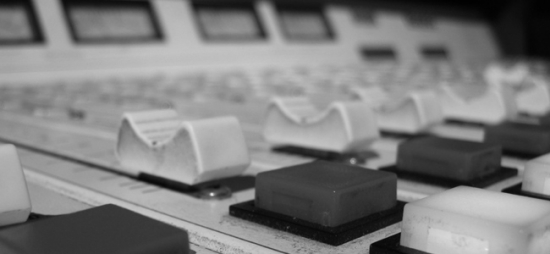 001 Diidxa - Medios comerciales y alternativas.