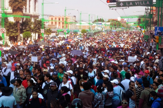 Fotogaler&iacute;a &ndash; Primera manifestaci&oacute;n en contra del gobierno impuesto de Enrique Pe&ntilde;a Nieto (Parte 2)