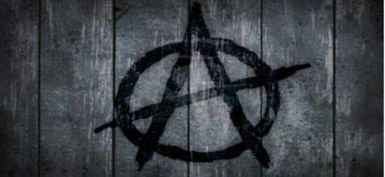 KONTRA LA BUROKRAZIA Y LA AUTORIDAD; LA DEMOKRAZIA DIREKTA DE UNA ANARKOSINDIKAL