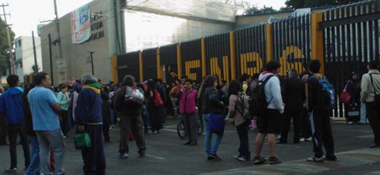 Estudiantes de la ENP no. 6 &quot;Antonio Caso&quot; anuncian toma PACÍFICA del plantel