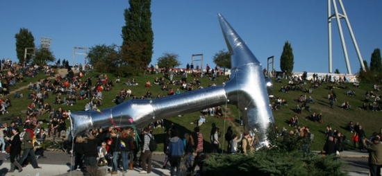 Martillo gigante, presente en el día nacional en repudio al mal gobierno