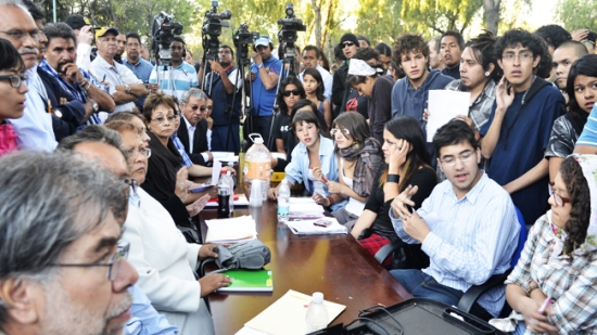 Toma de DGCCH´s: Diálogo sin acuerdo / Testimonios