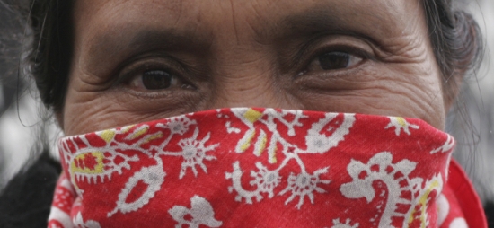 Ellos y Nosotros. VI.- Miradas. Parte 2: Mirar y escuchar desde/hacia abajo.